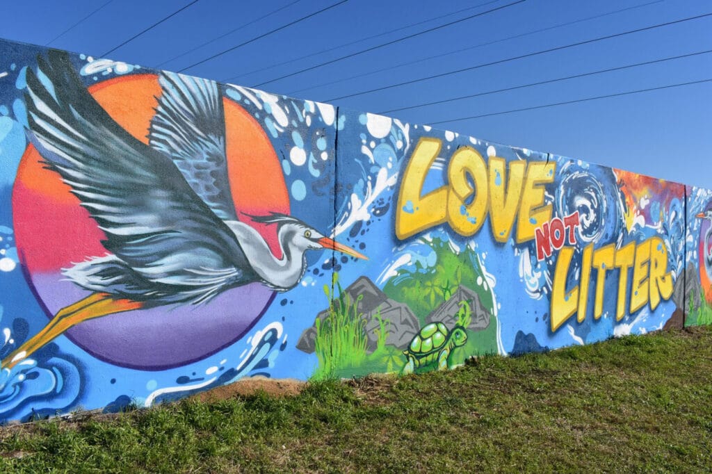 Saluda mural